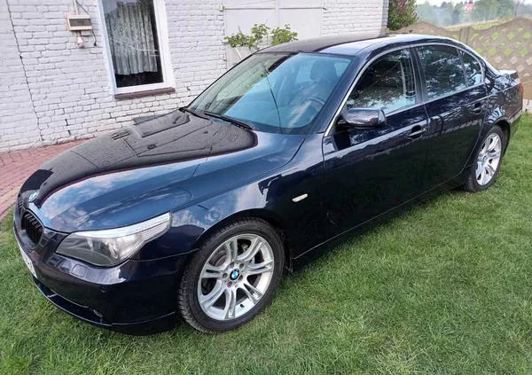 samochody osobowe BMW Seria 5 cena 27900 przebieg: 242708, rok produkcji 2007 z Lublin